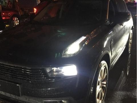 18万喜提领克01，后排空间超大，油耗8.9L，奥迪Q3拿什么比？