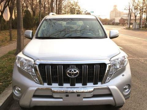 身未动心已远越野首选17款丰田霸道4000中东版年底特价51W起。