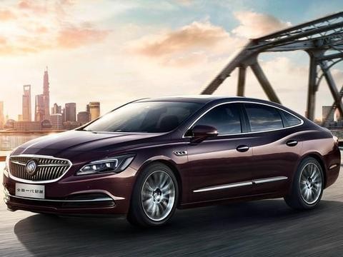 昔日被骂“油老虎”，改款油耗才5.3L，能跑1000多公里！