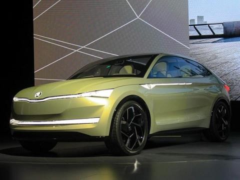 斯柯达竟用帕萨特平台，纯电动也将被合资抢占，比亚迪还是王吗