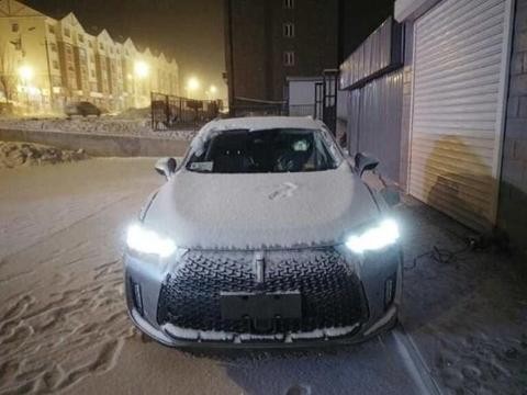 长城魏派又出SUV新车，油电混动挑战比亚迪，吉利领克都懵了