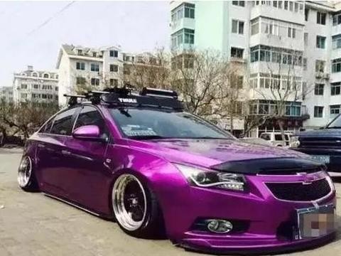 花10万将科鲁兹改成超跑，却被GTR车主啪啪打脸