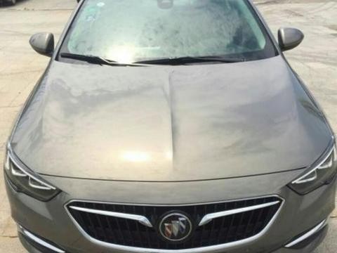 同事前天刚买了大众帕萨特, 听说我提了这车, 想去卖掉帕萨特了!