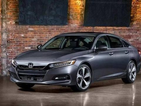 本田粉要失望了全新雅阁2.0T国内不卖！没了对手的凯美瑞要飞天