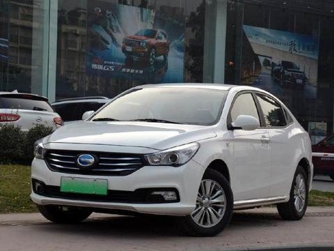 广汽乘用车，1.5L总续航超过500km，百公里油耗还小于1.5L