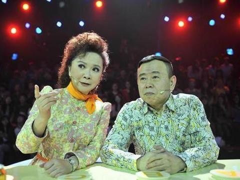 他比潘长江还矮，却在娱乐圈无人敢惹，身家过亿400万座驾很奢华