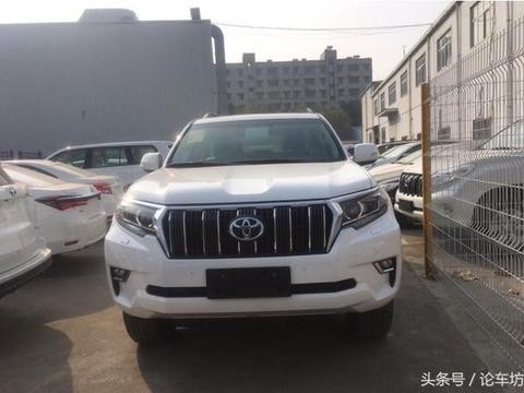 18款新普拉多全国首撞，虽然是日本车但是防撞梁真的很厚太良心了