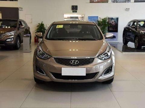 现代朗动撞翻哈弗H2S, 气囊却未弹出, 车主: 这质量让我看不明白