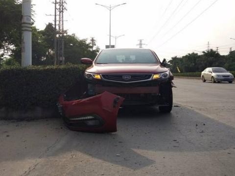 都在吹吉利质量好，车主自己亲身体验，帝豪GL被碾压