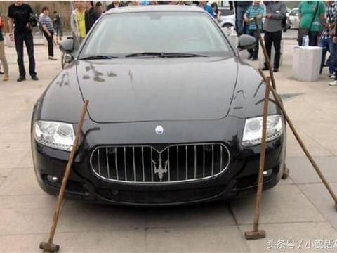 富二代小伙不满4S店恶劣态度，怒砸自己的百万玛莎拉蒂总裁