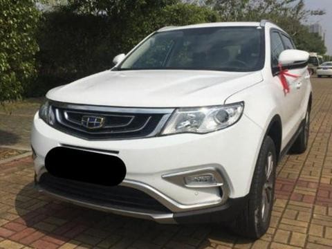 花11万买辆吉利博越，交车现场看到驾驶舱时车主“犹豫”了片刻