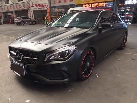 奔驰CLA45汽车改色贴膜电光金属黑效果图 神秘又不失低调