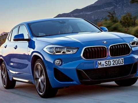 全国首台全新宝马X2现身4S店后场! HUD+8AT 19万起 还等奥迪Q2?