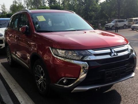 2017成都车展探馆：广汽三菱新款欧蓝德