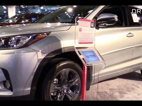 实拍2018款丰田汉兰达混合动力全驱版