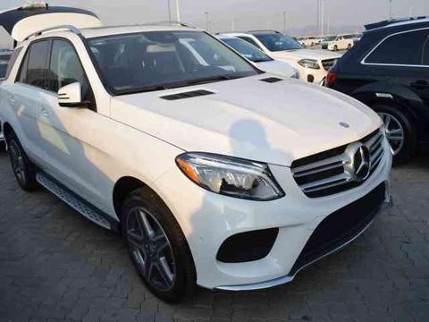 2017款奔驰GLE400 尽显着奔驰的高档大气风范