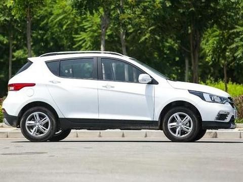 动力来自丰田，变速箱是爱信，油耗6L，顶配8万完胜宝骏510