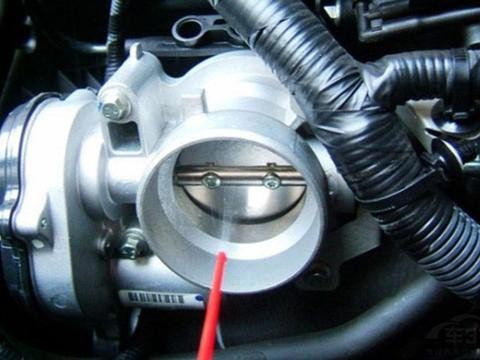 冬季保养爱车4S店为啥总让清节气门？就是为了多坑点钱？