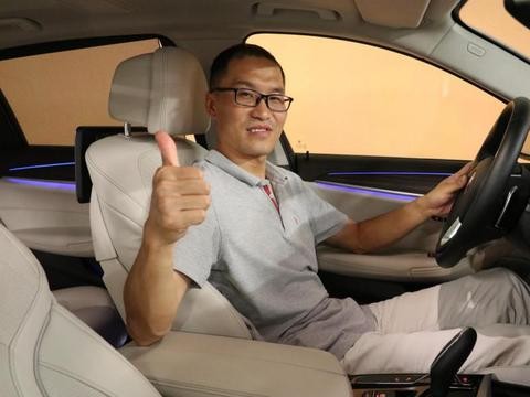 宝马对于驾控者而言 正如把信仰当做内心的寄托