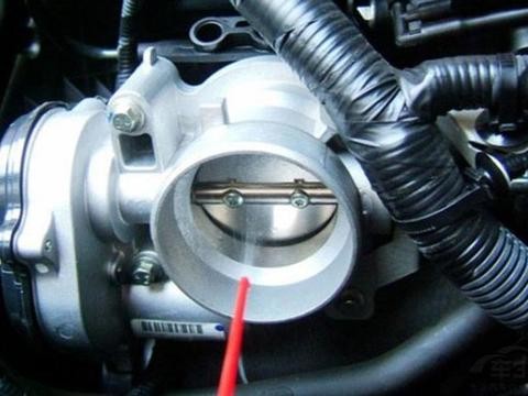 冬季保养爱车4S店为啥总让清节气门？就是为了多坑点钱？