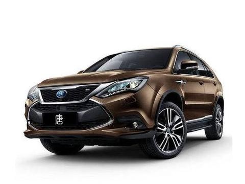 比亚迪唐又来教你做人了，全新一代4.5秒破百SUV，简直不要太赞