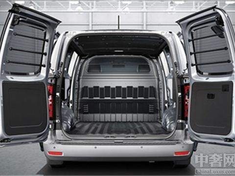 全新现代H1辉翼发布 迎来首次改款