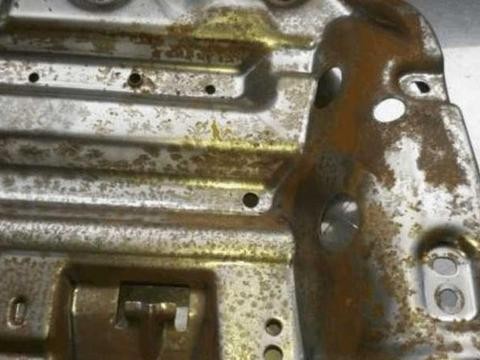 花那么多钱买的车为何会生锈？看完你就明白了，买车别被坑了