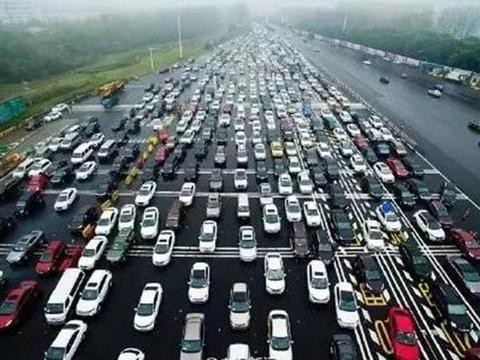 买车颜色怎么选？大买黑、小买白？原来真有讲究，不懂买回来后悔