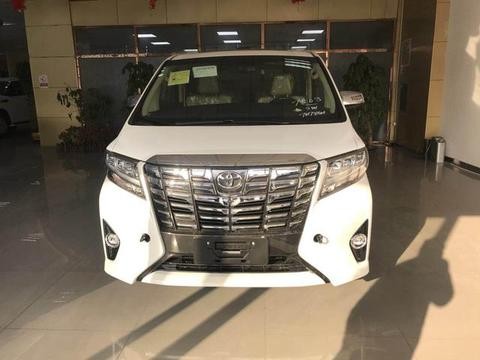 2018款丰田埃尔法尊贵版 丰田埃尔法商务车