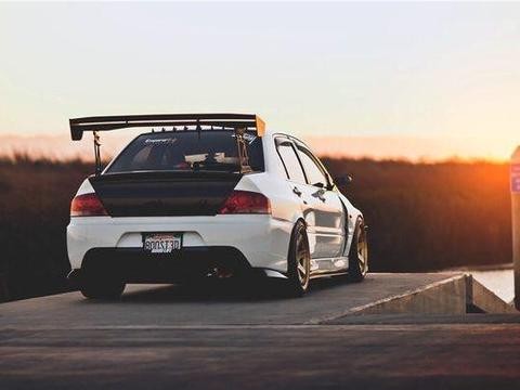 2017平民轿跑, 梦想之车相继推出国内市场, 2018情怀落地销量为王