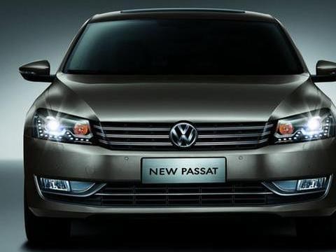 大众帕萨特开启降价模式, 最高优惠6万, 雅阁、凯美瑞你怎么看