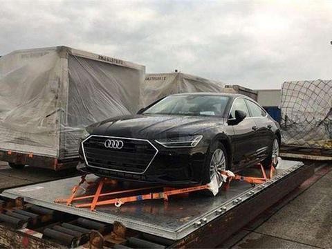 国内首台19款奥迪A7现身, 内饰科技感爆棚, 或50万起买什么5系?