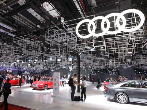 豪华车销量冠军将易主，二线豪车集体破10万辆