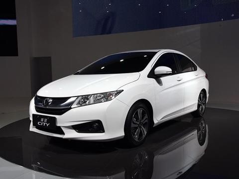 10万元买什么车？品质可靠、省油才是王道！