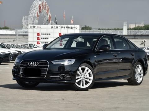 新车异味，内饰落后且储物差，奥迪A6L入手要等新款？