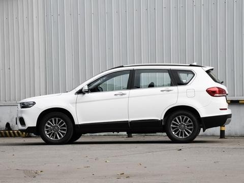 哈弗H6满大街的在跑，到底有哪些地方吸引人呢