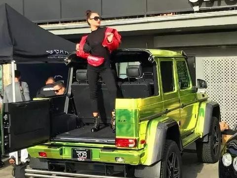 最近外国人流行切割奔驰G，没几天切了好几台！