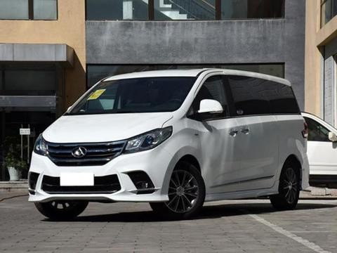 低调土豪最爱的MPV，100万水准只卖20万，果断放弃埃尔法