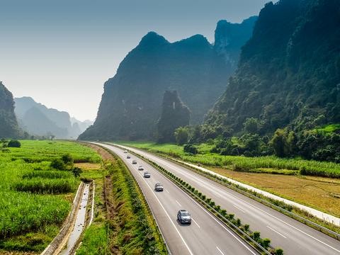 国产SUV，开着ECO模式跑山路居然这么刺激！