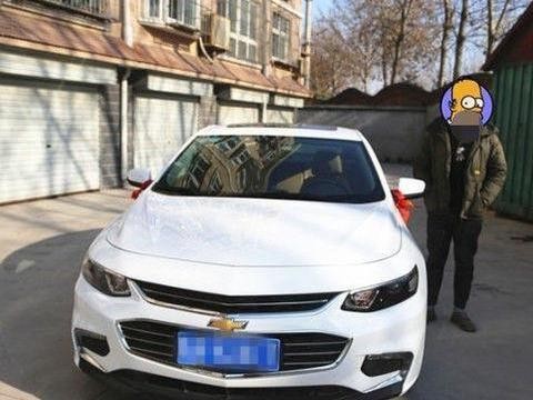 80后放弃迈腾就要它, 直接优惠5万, 下车后一段话让我眼眶湿润