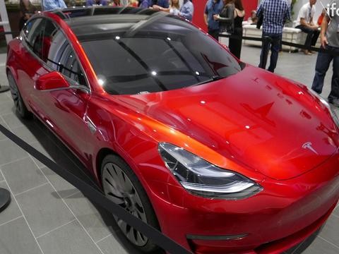 特斯拉ModelS 和Model3的最主要区别 及技术数据对比不能错过