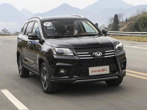 终于有一款7座自主SUV的第三排, 坐起来是舒适宽敞的了