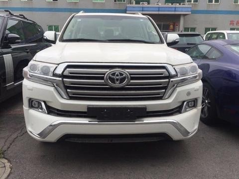 中东版17款丰田酷路泽5700顶级越野SUV陆巡5.7