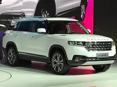 国产“大路虎”, 液晶显示屏堪比特斯拉, 售6万后悔买了哈弗H6