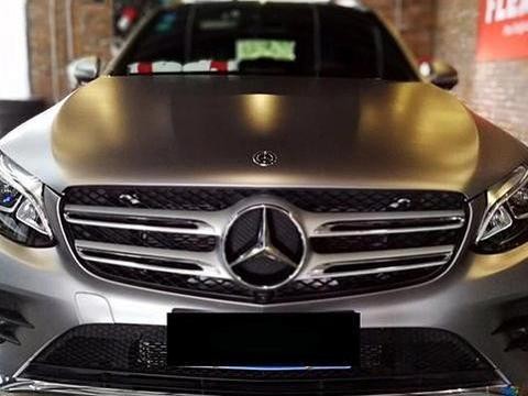 奔驰GLC260汽车改色绸缎冰钨钢贴膜效果图