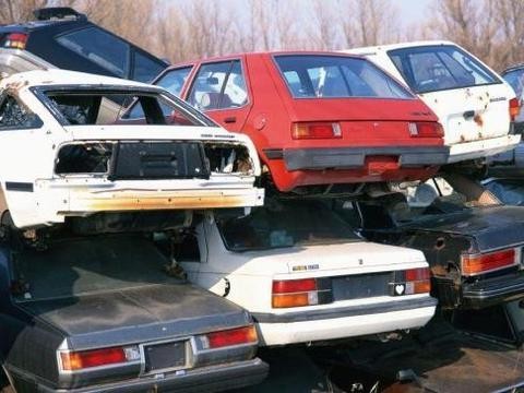 车辆报废新规已出，你的车还能开几年？