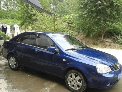 被誉为国民神车, 当年16万叫板帕萨特, 现在6万起却被停产