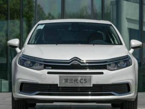 迈腾再添新对手，自带法国香水气息，大灯设计堪比奥迪