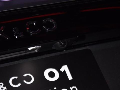 电吸门配全液晶仪表, 这台中大型豪华SUV仅15万起, 比领克更豪华