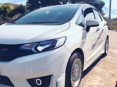 提了这辆本田，开了三天因对外观不满霸气改装，亲戚朋友都说惊艳